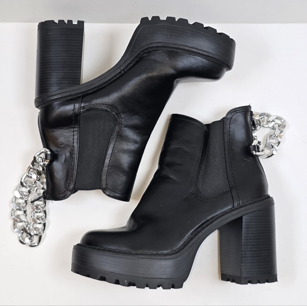 Madden Girl Chunky Platform Ankle Boots Chain Detail Lug Sole Size 9 Punk Goth - Picture 4 of 14